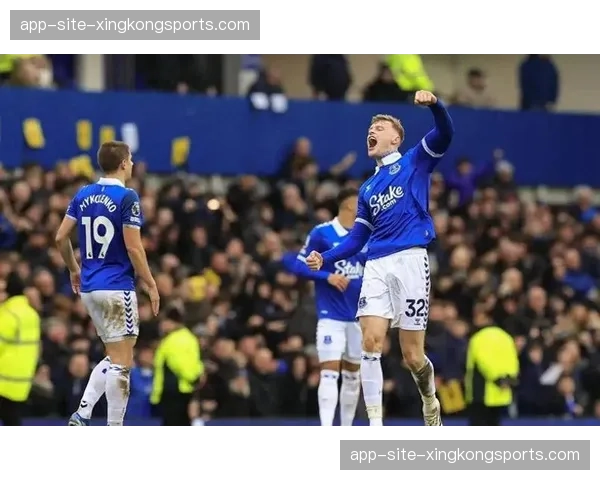 伯恩利主场一比二负于埃弗顿 连续六轮未取胜绩