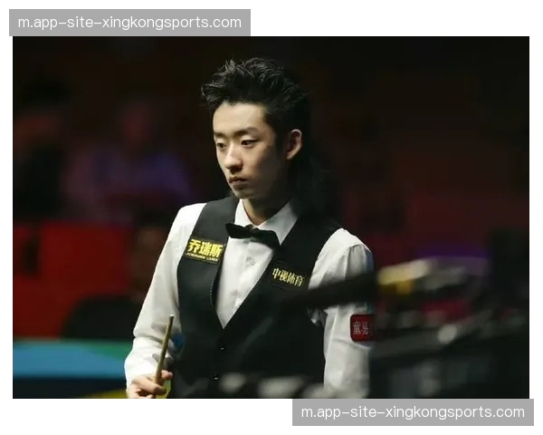 吴宜泽半决赛4比6憾负霍金斯 中国军团独苗止步四强无缘决赛