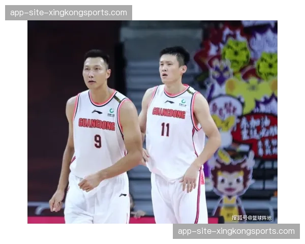 青岛福建42次交手福建20胜 上赛季青岛四战全胜完成横扫 青岛福建42次交手福建20胜 上赛季青岛四战全胜完成横扫